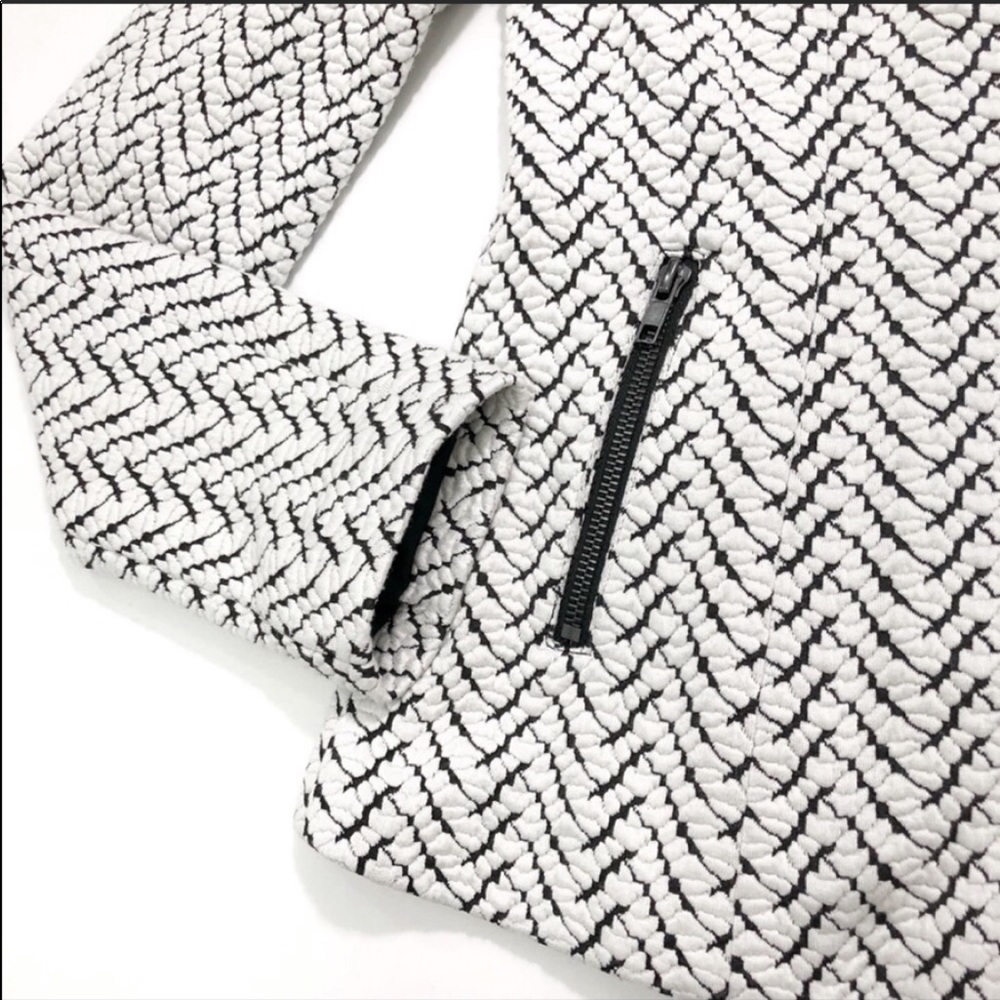 41 Hawthorn Stitch Fix Textured Moto Jacket - Picture 4 of 6